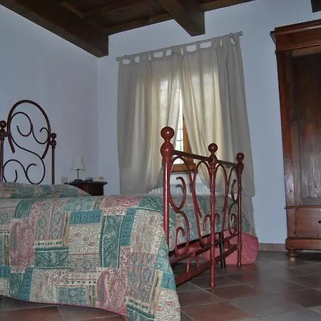 Hébergement de vacances Casale Degli Ulivi *