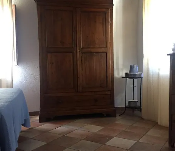 Casale Degli Ulivi *